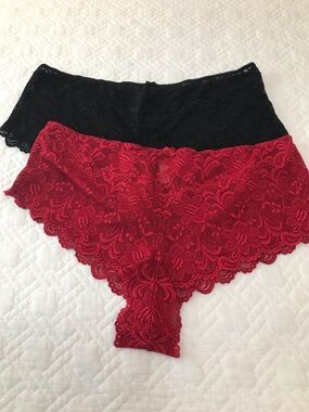 Cacique Black Red Lace Cheeky Boyshorts Size 26/28